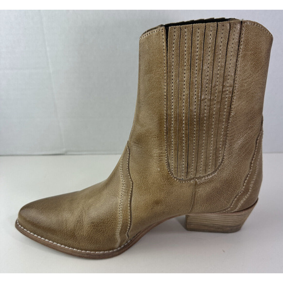 Free People New Frontier Boot Chelsea Distressed Tan Boots Women's 38.5 US 8.5 - Picture 3 of 16